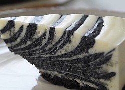 Bỏ túi cách làm cheesecake mè đen mềm mịn chẳng cần lò nướng