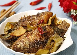 Cách làm món cá diếc kho tiêu tròn vị, ấm bụng ngày lạnh