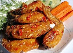 Cánh gà chiên nước mắm bằng nồi chiên không dầu