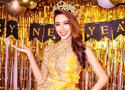 Đồ lụa bóng thành &#8220;khắc tinh&#8221; của sao Việt: Hoa hậu còn lộ khuyết điểm