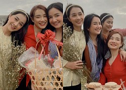 Hội chị em nhà Nhã Phương diện bà ba nổi bần bật tụ họp đầu năm 2022
