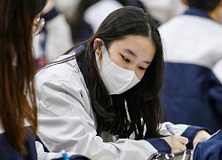 MỚI: Học sinh 10 quận, huyện của Hà Nội dừng học trực tiếp từ NGÀY MAI