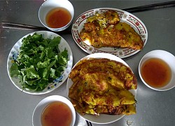 Món bánh xèo tôm mực bằng chảo chống dính