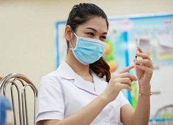 Ngày đầu tiên năm 2022: Gần 400.000 người Hà Nội đã tiêm mũi 3 vaccine COVID-19