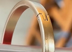 Người phụ nữ được chồng tặng vòng vàng, sự thật đằng sau khiến ai cũng chưng hửng, phẫn nộ chỉ trích "nam chính"