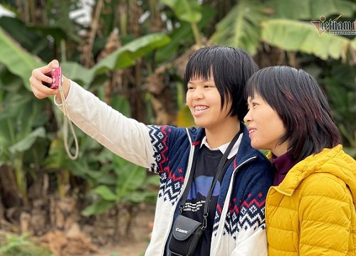 Nữ sinh 12 tuổi đạt 8.5 IELTS ngay lần thi đầu tiên
