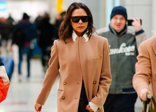 4 mẫu áo khoác yêu thích của Victoria Beckham cũng chính là những kiểu không bao giờ lỗi mốt