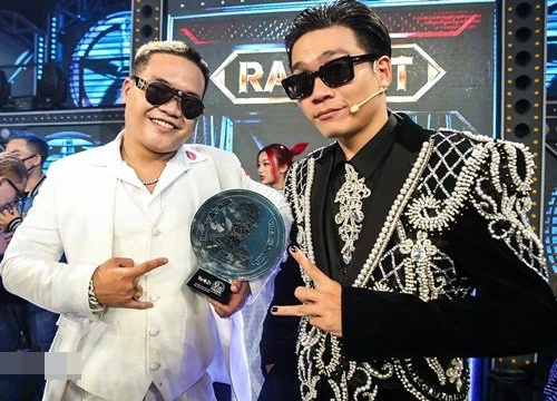 Blacka chưa hài lòng với giải Á quân Rap Việt, hẹn "tái xuất" ở mùa 3 để ẵm cúp Quán quân?