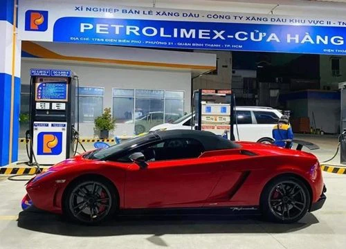 Siêu xe Lamborghini Gallardo LP 570-4 Performante thứ 2 về Việt Nam