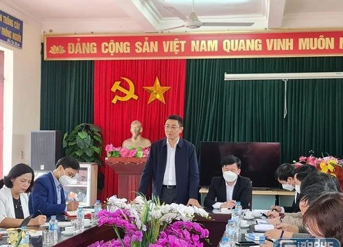 Nên cho cô giáo Hoài cơ hội được sửa sai