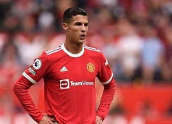 Ronaldo tìm cách hòa nhập với cầu thủ trẻ của MU