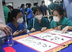 Tết ở Bệnh viện Hồi sức COVID-19: 'Xa nhà chỉ mong mọi người về nhà'