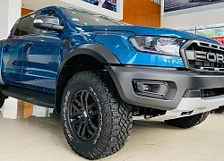 Ford Ranger Raptor thay đổi lớn chưa từng có tại Việt Nam, CĐM tranh cãi chuyện đắt rẻ gần 60 triệu và giá trị sử dụng lâu dài