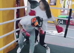 Clip: "Cao thủ kungfu" tỉ thí cùng nữ HLV Boxing và cái kết bẽ mặt