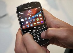 Điện thoại BlackBerry vẫn sử dụng được tại Việt Nam, nhưng người mua vẫn hoang mang