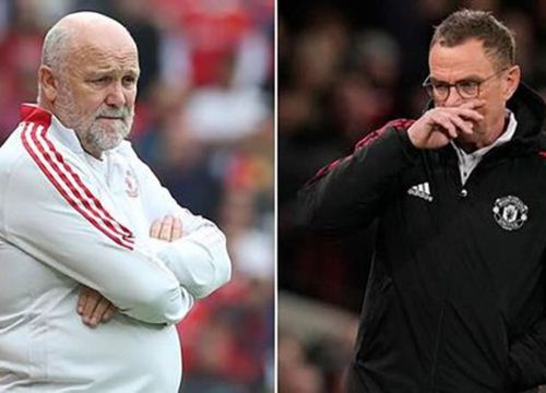 Rangnick nhờ người thống nhất phòng thay đồ MU