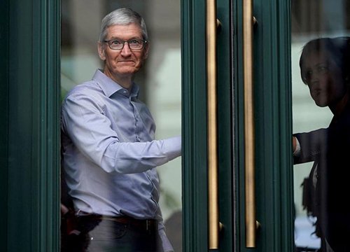 Tài sản CEO Tim Cook gia tăng nhờ lợi nhuận từ cổ phiếu công ty