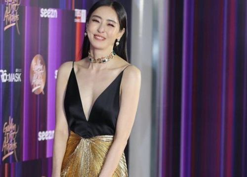 Thảm đỏ Golden Disc Awards 2022: Somi xinh như búp bê, mỹ nam tóc bạc nổi bần bật không kém visual gây sốc của Yeonjun (TXT)