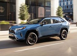 Toyota là hãng ô tô được tìm kiếm nhiều nhất năm 2021