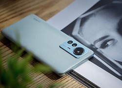 Trên tay Xiaomi 12 Pro: cấu hình ấn tượng, 3 camera 50MP khủng