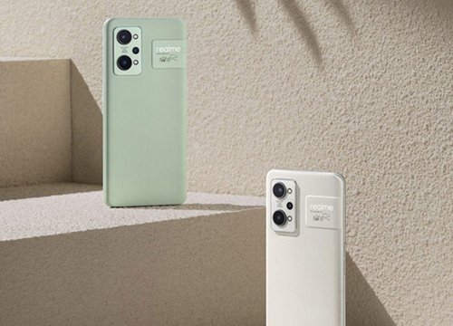 Xiaomi 12 Pro và Realme GT 2 Pro: Cuộc đụng độ giữa những người khổng lồ giá rẻ