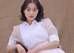 Diện áo xuyên thấu, Jihyo (Twice) thăng hạng thần thái nhưng nhìn sang Jisoo (BLACKPINK) mới thực ngỡ ngàng