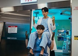 'Ghost Doctor' tập 7-8: Không chỉ có Bi Rain, vẫn còn người khác có thể 'nhập' vào cơ thể Kim Bum