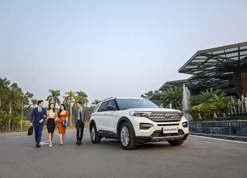 Giá gần 2,4 tỷ đồng, Ford Explorer thế hệ thứ 6 sẽ được giao cho khách Việt từ 2/2022