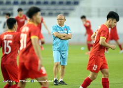 Cựu tuyển thủ Phạm Như Thuần: "HLV Park Hang-seo không nên "cố" với trường hợp nhiễm Covid-19"