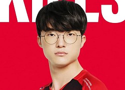 Faker thiết lập kỷ lục mới của LCK, fan khẳng định "600 năm kinh nghiệm của Riot đã giúp T1 lội ngược dòng"