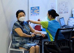 Hong Kong (Trung Quốc) dự định sử dụng một phần liều tiêm vaccine Pfizer/BioNTech của người lớn cho trẻ em