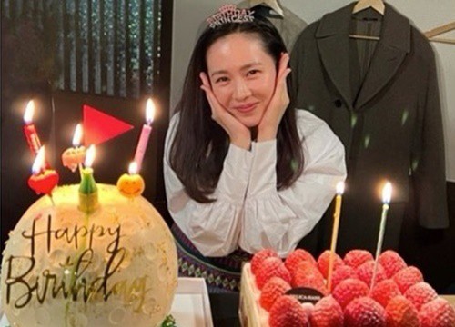 Son Ye Jin đón tuổi 40, fan thắc mắc vì vắng bóng Hyun Bin