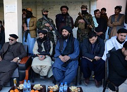 Taliban chi nửa tỉ 'đô' trả lương công chức, kể cả phụ nữ