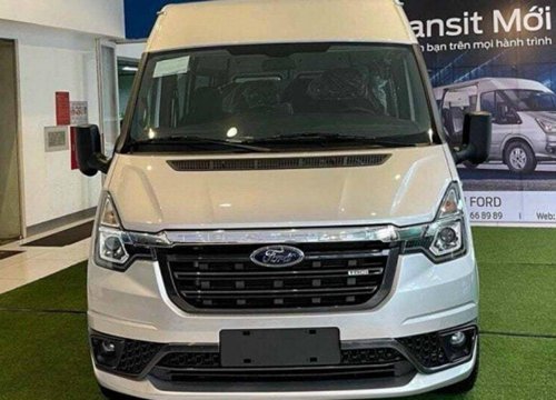 Cận cảnh Ford Transit 2022 về đại lý, giá bán 845 triệu đồng