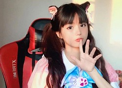 Choáng ngợp trước bộ sưu tập tóc 'ngầu bá cháy' của nữ streamer xinh đẹp