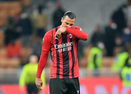 Milan thua ngược Spezia ở phút 90+5