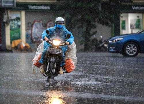 Bắc Bộ, Thanh Hóa và Nghệ An tiếp tục mưa rào và có nơi mưa dông