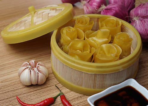 Cách làm hoành thánh hoa hồng thơm ngon đẹp mắt