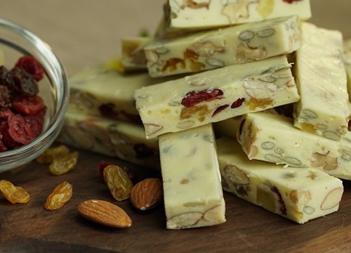 Cách làm kẹo sữa Nougat siêu ngon đơn giản tại nhà đón Tết