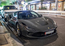 Ferrari F8 Tributo màu lạ xuất hiện tại TP.HCM