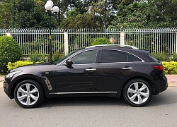 Hàng hiếm Infiniti QX70 có giá chỉ bằng một nửa giá niêm yết sau 5 năm hoạt động