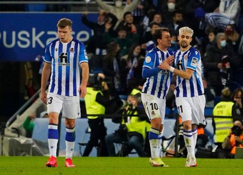 Januzaj tỏa sáng giúp Real Sociedad loại Atletico