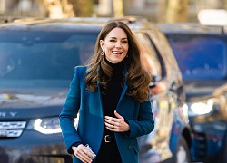 Kate Middleton dùng khuyên tai 60.000 đồng!