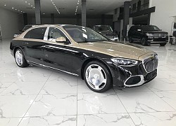 Sau Mercedes-Maybach S680, đến lượt Maybach S580 xuất hiện tại Việt Nam với 2 tông màu bắt mắt