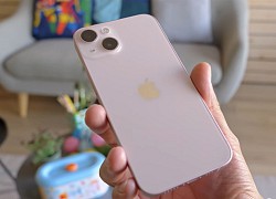 Giá iPhone cận Tết Nguyên đán 2022: iPhone 13 giảm mạnh chưa từng có