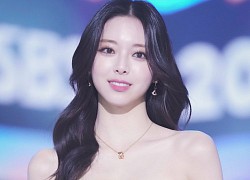 Jennie giờ đã có đối thủ xứng tầm đọ vai móc áo 90 độ: Hóa ra là "thánh body" eo nhỏ nhất Kpop, chấp hết ảnh không PTS