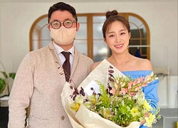 Kim Tae Hee khoe nhan sắc rạng rỡ ở tuổi U50, bảo sao mà Bi Rain 5 lần bị từ chối vẫn quyết &#8220;cưa đổ&#8221;