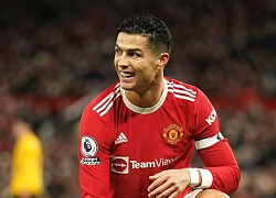 Ronaldo không hài lòng với 1 đồng đội và nổi điên với 1 người khác