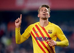 Barca 'quay xe' với Luuk de Jong