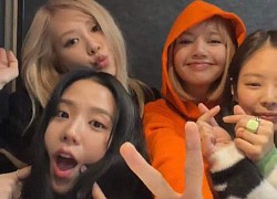 BLACKPINK cuối cùng cũng lộ diện sau thời gian dài &#8220;nhập ngũ&#8221;, quyết tâm giữ 1 bí mật tới cùng?